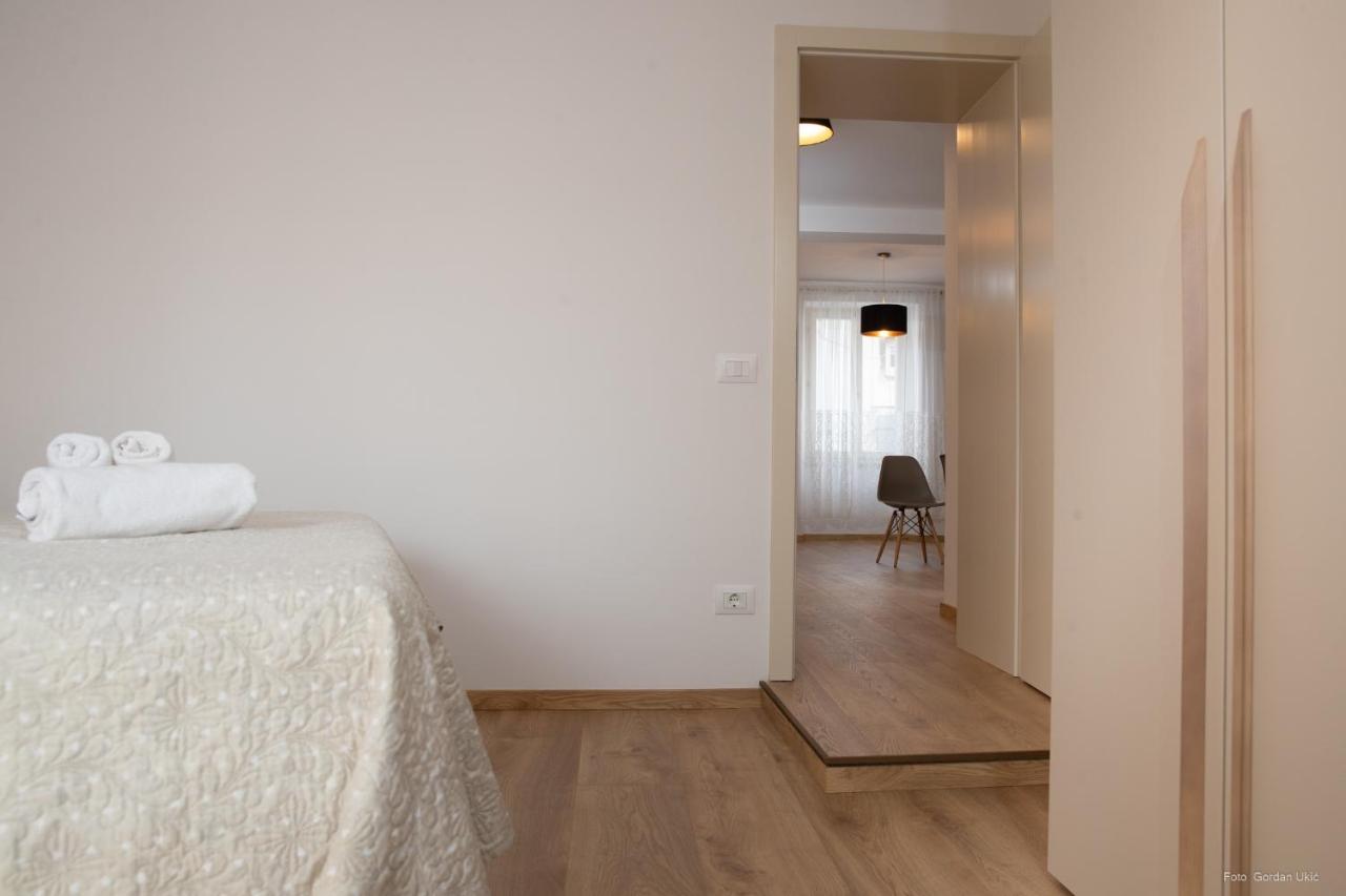 Apartments And Rooms Luan 罗维尼 外观 照片